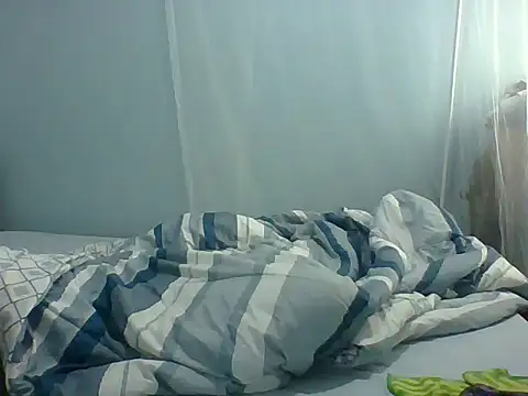 Snapshot of Eminent_Ride chatting on 10-19-25, 10:49 Eminent Ride online show from 10-19-25, 10:49