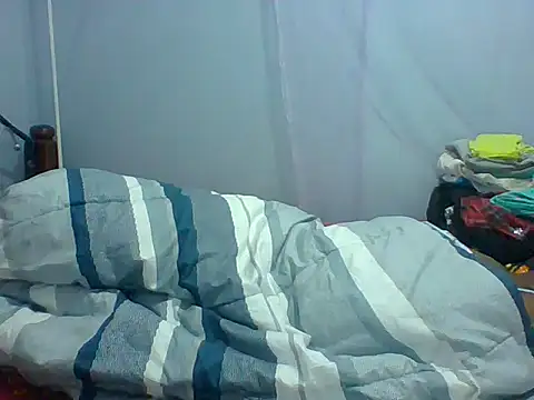 Snapshot of Eminent_Ride chatting on 11-12-25, 12:44 Eminent Ride online show from 11-12-25, 12:44