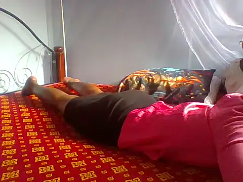 Snapshot of Eminent_Ride chatting on 12-14-25, 12:43 Eminent Ride online show from 12-14-25, 12:43