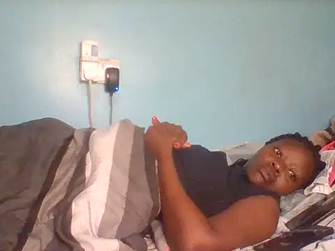 Snapshot of Eminent_Ride chatting on 06-15-26, 02:47 Eminent Ride online show from 06-15-26, 02:47