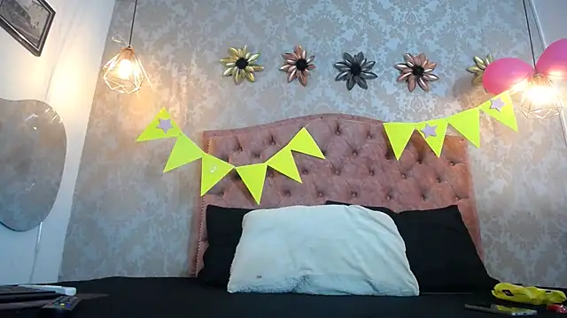 Snapshot of SHARICK_GRECO chatting on 09-25-25, 12:09 SHARICK GRECO online show from 09-25-25, 12:09