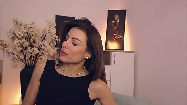 Misslullu online show from 01-25-25, 08:00