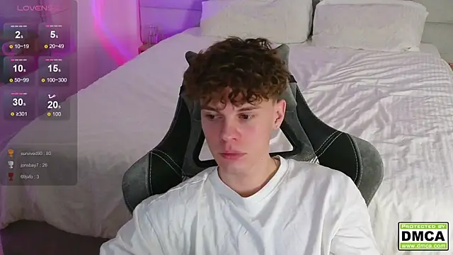 Snapshot of cute_thomas chatting on 12-25-24, 11:10 cute thomas online show from 12-25-24, 11:10