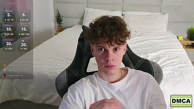 Snapshot of cute_thomas chatting on 12-29-24, 07:39 cute thomas online show from 12-29-24, 07:39