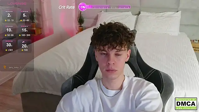 Snapshot of cute_thomas chatting on 01-12-25, 06:27 cute thomas online show from 01-12-25, 06:27