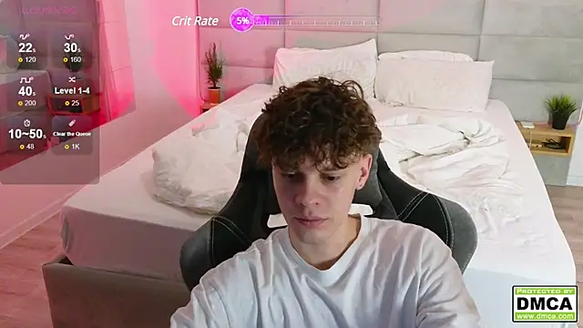 Snapshot of cute_thomas chatting on 01-20-25, 06:53 cute thomas online show from 01-20-25, 06:53