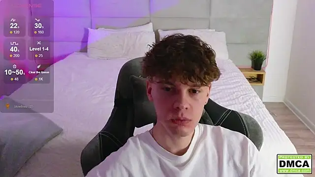 Snapshot of cute_thomas chatting on 01-26-25, 10:24 cute thomas online show from 01-26-25, 10:24