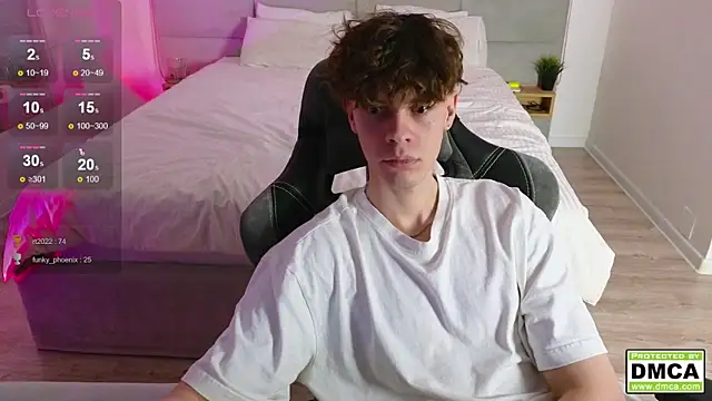 Snapshot of cute_thomas chatting on 02-12-25, 02:56 cute thomas online show from 02-12-25, 02:56