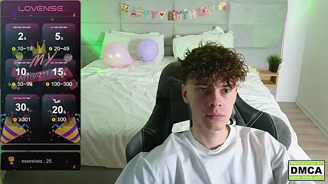 Snapshot of cute_thomas chatting on 02-15-25, 06:55 cute thomas online show from 02-15-25, 06:55