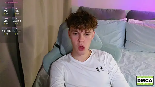 Snapshot of cute_thomas chatting on 11-10-25, 07:46 cute thomas online show from 11-10-25, 07:46