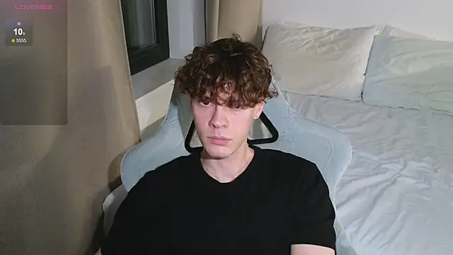Snapshot of cute_thomas chatting on 05-30-26, 07:22 cute thomas online show from 05-30-26, 07:22