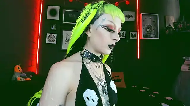 insania 9999  online show from 02-04-25, 04:50