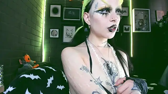 insania 9999  online show from 02-26-25, 03:30