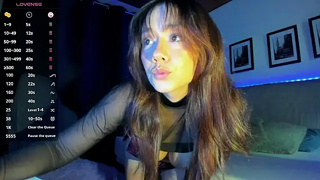 Snapshot of sofimendoza chatting on 10-12-25, 05:06 sofimendoza online show from 10-12-25, 05:06