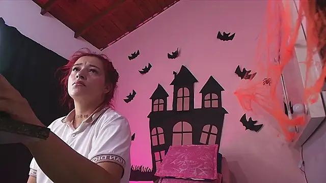 celeste sea online show from 10-22-25, 07:13