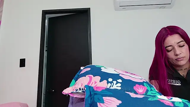 celeste sea online show from 03-07-26, 07:11