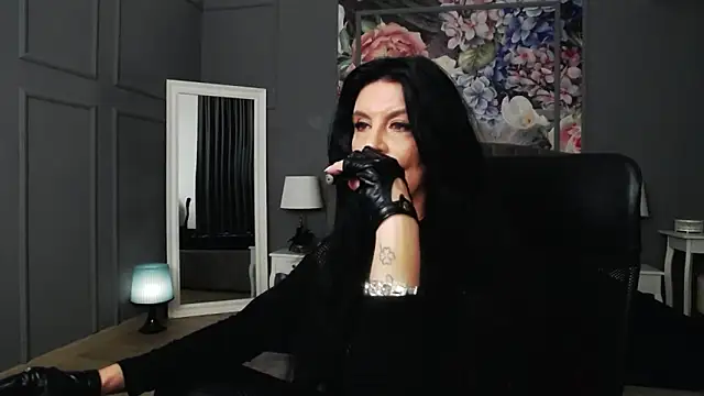 DomMelissaW online show from 01-28-25, 12:47