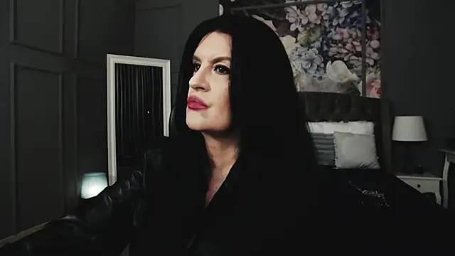 Snapshot of DomMelissaW chatting on 11-13-25, 10:08 DomMelissaW online show from 11-13-25, 10:08