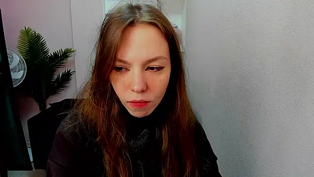 Persephoni online show from 03-01-25, 06:57