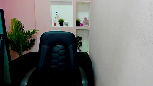 Persephoni online show from 10-15-25, 08:31