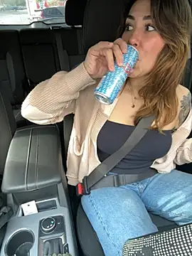 LeaGambit   online show from 02-20-26, 04:29