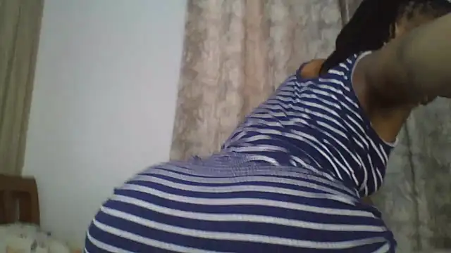 Snapshot of sweet_sassy_ chatting on 11-09-25, 04:44 sweet sassy online show from 11-09-25, 04:44