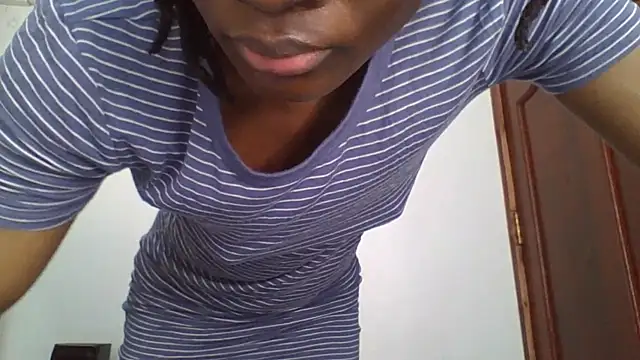 Snapshot of sweet_sassy_ chatting on 11-13-25, 04:22 sweet sassy online show from 11-13-25, 04:22