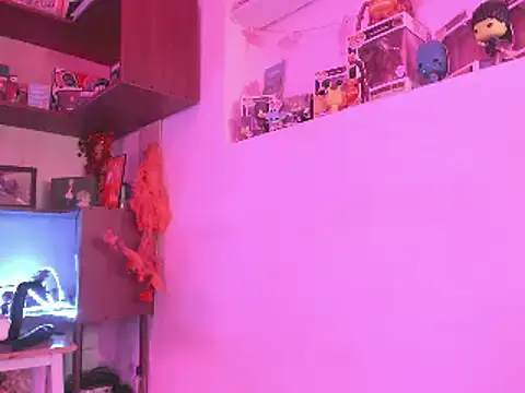 Snapshot of Agathaks chatting on 12-05-24, 08:44 Agathaks online show from 12-05-24, 08:44