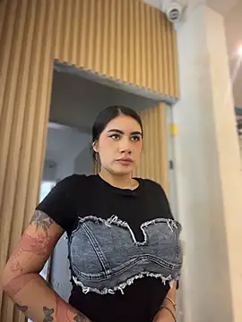 Snapshot of clarachanelricek chatting on 10-30-25, 08:20 clarachanelricek online show from 10-30-25, 08:20