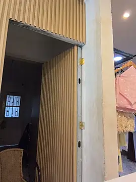 clarachanelricek online show from 04-22-26, 09:05