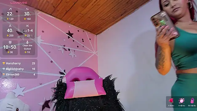 lucy beatifull online show from 02-01-25, 11:37