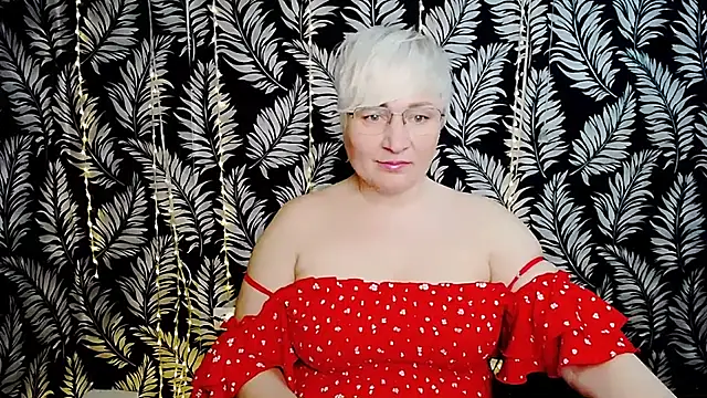 Snapshot of Olivia_playful chatting on 05-29-26, 10:24 Olivia playful online show from 05-29-26, 10:24
