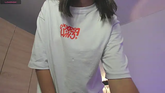 isabella thomsonp online show from 02-13-25, 11:26