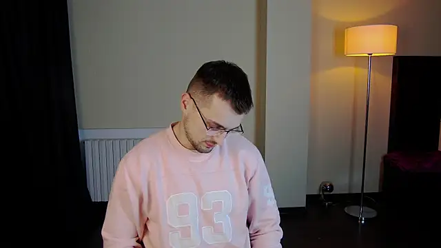 Friend12321 online show from 03-09-25, 11:14