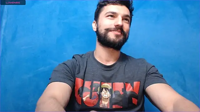 Snapshot of alex_blu chatting on 10-12-25, 09:14 alex blu online show from 10-12-25, 09:14