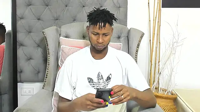 santhi lee online show from 02-28-25, 03:04