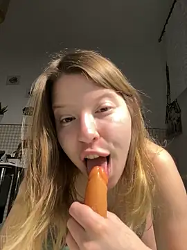 kimczii online show from 04-20-26, 06:16