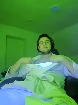 Snapshot of Youngtimer_1997 chatting on 12-31-24, 04:16 Youngtimer 1997 online show from 12-31-24, 04:16