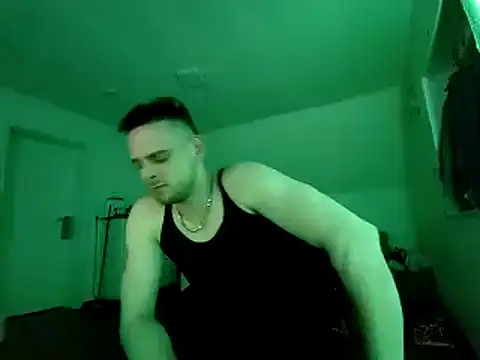 Snapshot of Youngtimer_1997 chatting on 03-22-25, 12:28 Youngtimer 1997 online show from 03-22-25, 12:28