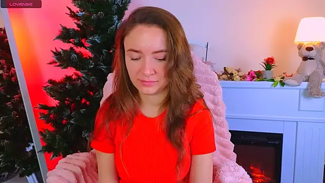 Snapshot of ___Emily___ chatting on 12-25-24, 07:24    Emily    online show from 12-25-24, 07:24