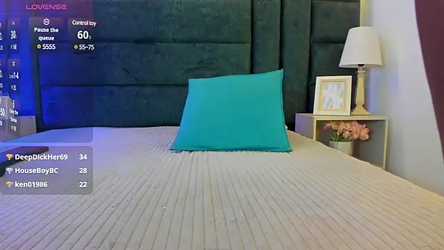 AntonellaaHot online show from 01-25-25, 02:15