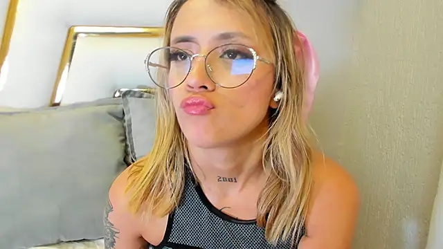 Snapshot of Sabrina_Cole chatting on 01-29-25, 03:12 Sabrina Cole online show from 01-29-25, 03:12