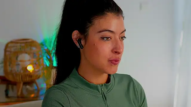 anabelcurvy online show from 12-18-25, 02:12