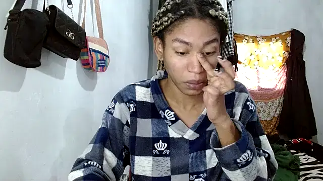 angelamarie1 online show from 02-22-25, 12:51