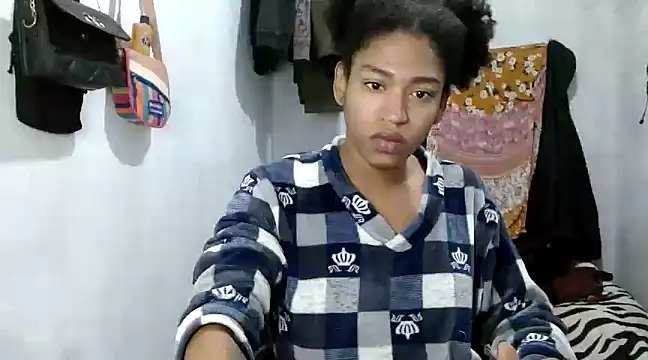 angelamarie1 online show from 03-18-25, 02:36