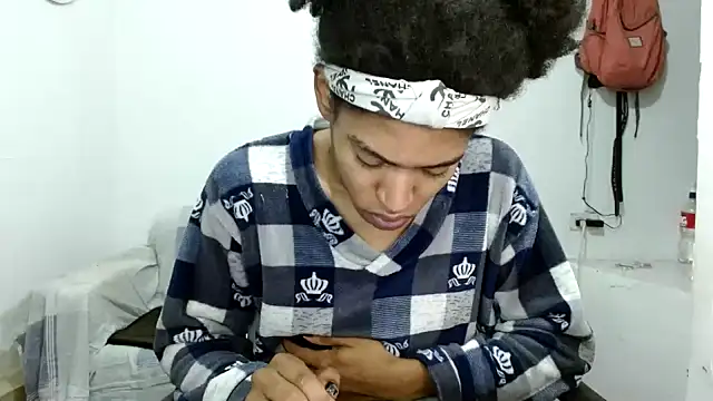 angelamarie1 online show from 10-25-25, 11:07