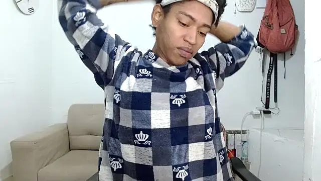 angelamarie1 online show from 11-17-25, 11:43