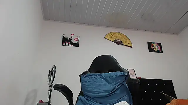 pamelabigcock69 online show from 04-21-26, 02:01