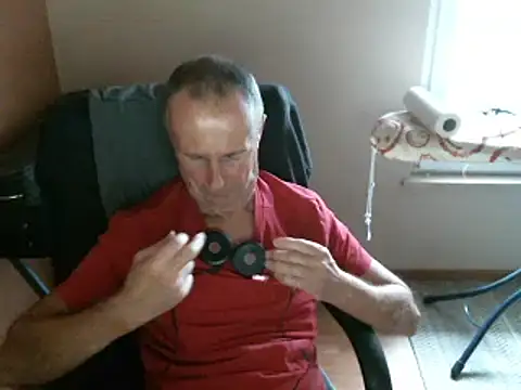 Snapshot of olibrius71 chatting on 01-09-25, 02:29 olibrius71 online show from 01-09-25, 02:29