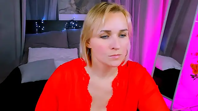 Karinella x online show from 01-18-25, 12:13